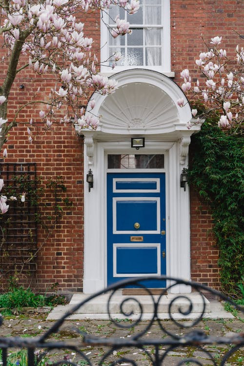 Getting a Fiberglass Door for Your House
