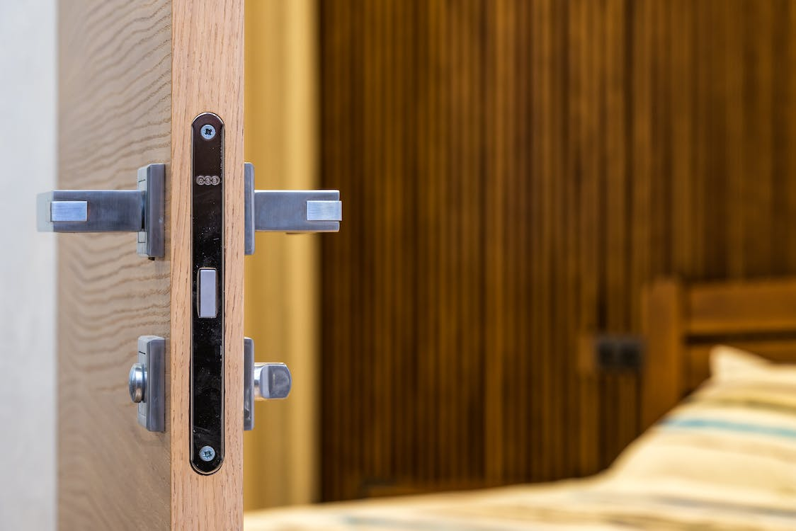 traditional doors for home