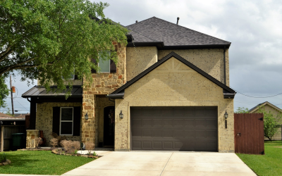 Wood Doors Dos and Don’ts: Caring for Your Wooden Entryways