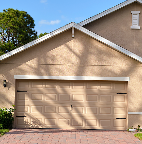 residential garage door in Maumee